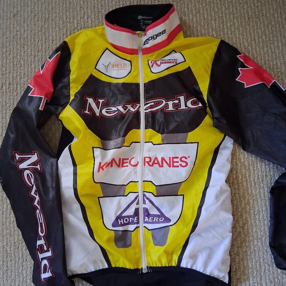 Appogee quebec running jacket light medium